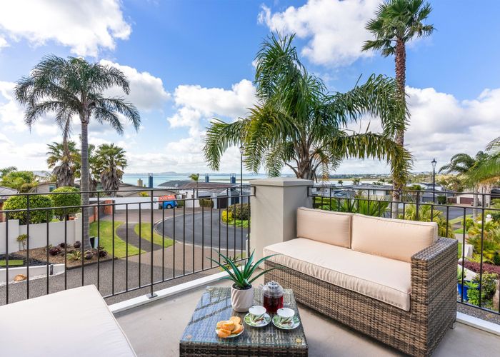  at 12 Courtneys, West Harbour, Waitakere City, Auckland