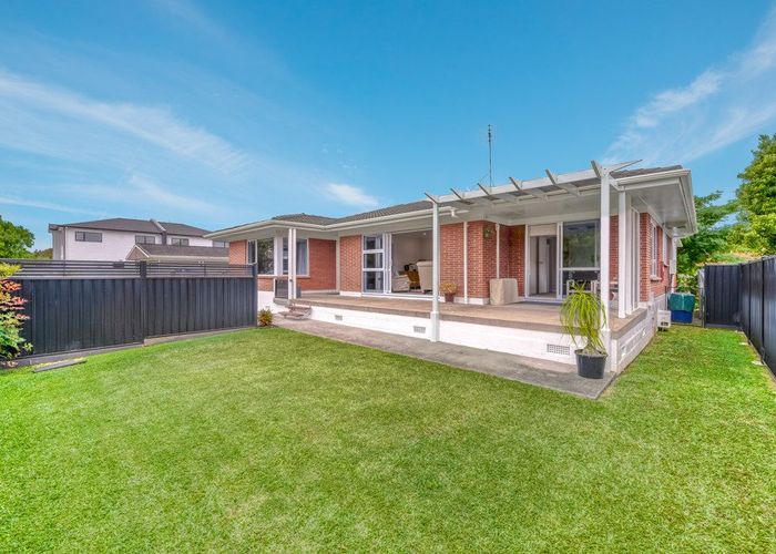  at 12 Mirrabooka Avenue, Botany Downs, Auckland