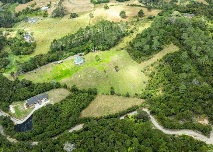  at 24 Mudgeways Road, Massey, Waitakere City, Auckland