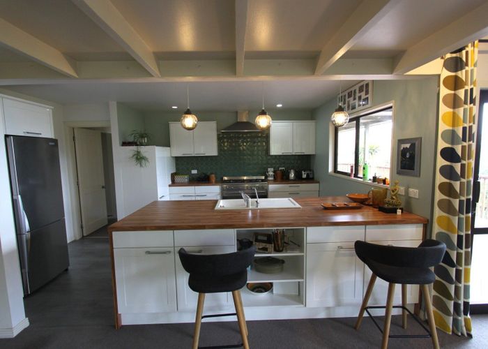  at 26 Dickson Street, Macandrew Bay, Dunedin
