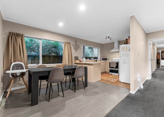  at 100 Crawford Avenue, Mangere Bridge, Manukau City, Auckland