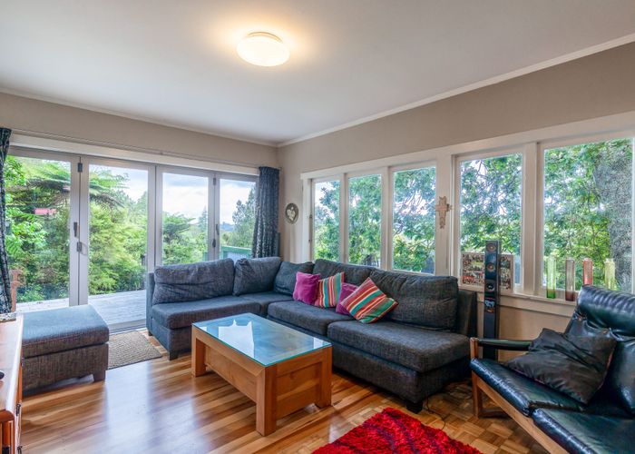  at 8 Rimu Road, Oratia, Auckland