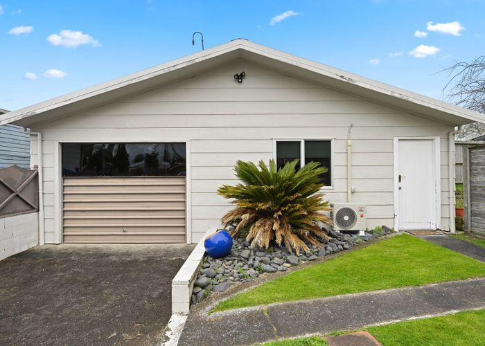  at 4 McEwan Place, Fitzroy, Hamilton, Waikato