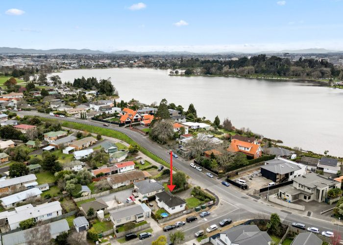  at 67 Lake Crescent, Hamilton Lake, Hamilton, Waikato