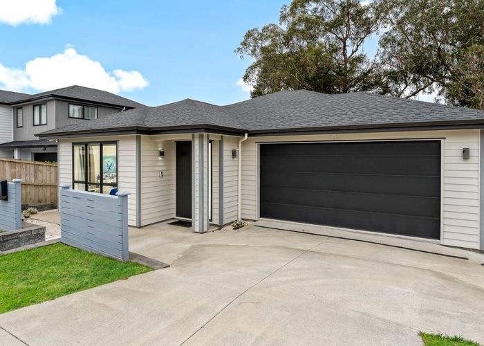  at 32 Patrick Rice Drive, Swanson, Auckland