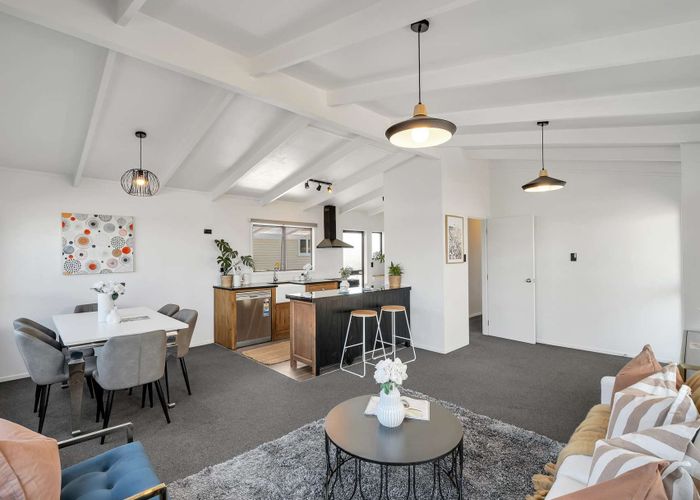  at 1/9 Titoki Street, Te Atatu Peninsula, Waitakere City, Auckland