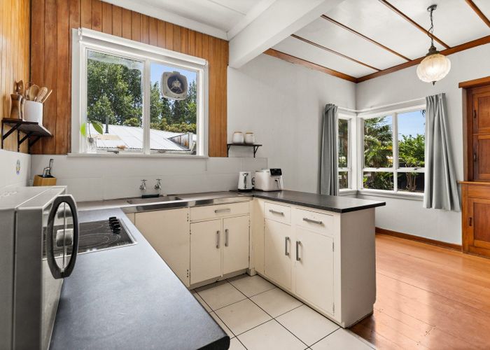  at 1026 Frederick Street West, Mahora, Hastings, Hawke's Bay