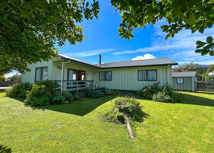  at 64 Abel Tasman Drive, Golden Bay, Tasman, Nelson / Tasman