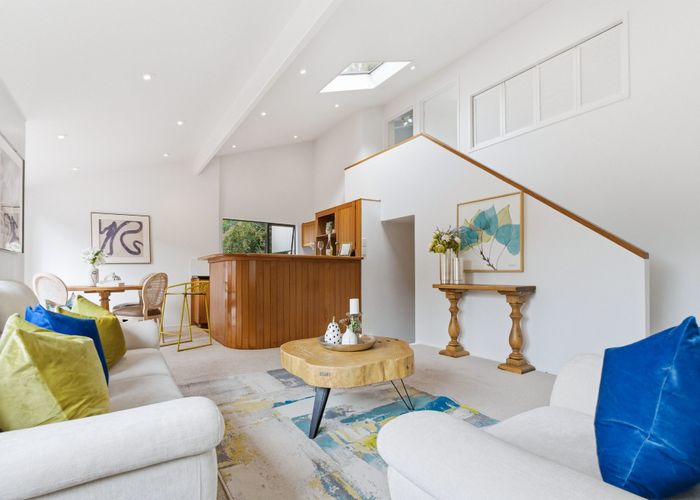  at 2/24 Wisteria Way, Mairangi Bay, North Shore City, Auckland