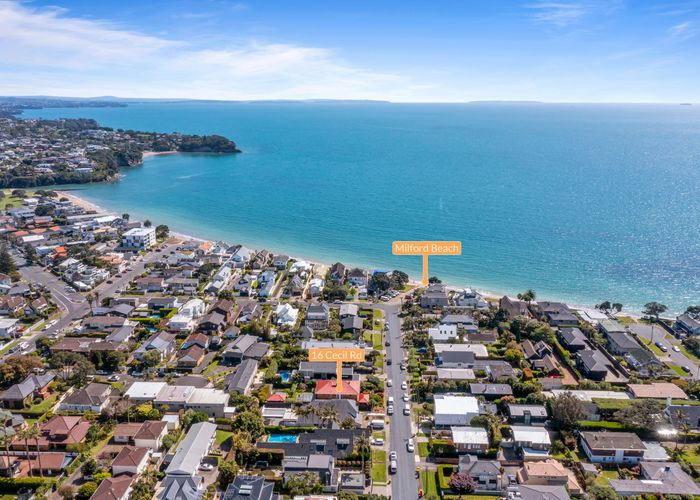  at 16 Cecil Road, Milford, Auckland