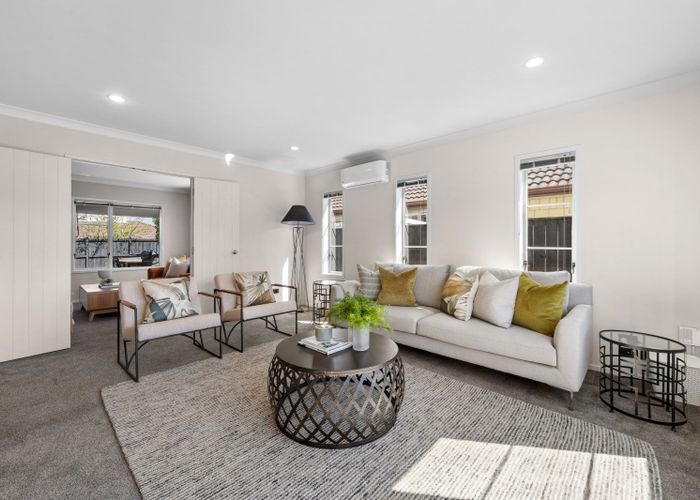  at 8 Plantation Avenue, Flat Bush, Auckland