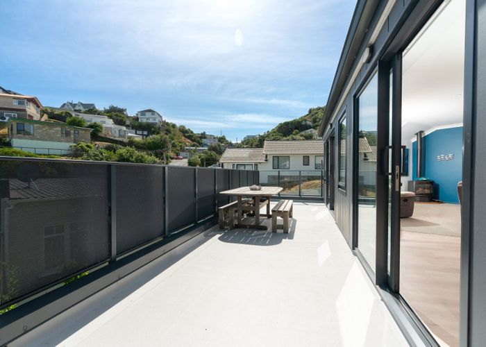 at 173A Severn Street, Island Bay, Wellington