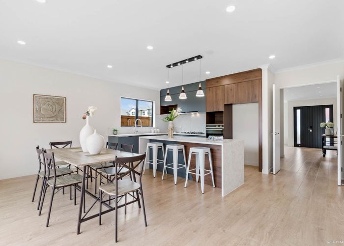  at 11 Hermes Road, Flat Bush, Auckland