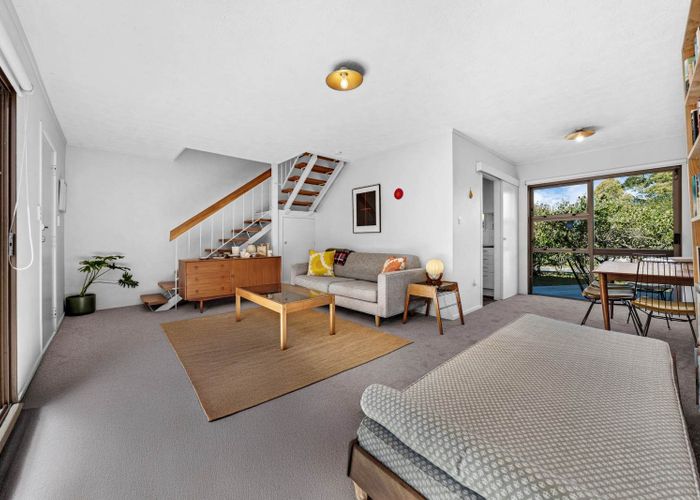  at 2/151 Blockhouse Bay Road, Avondale, Auckland City, Auckland