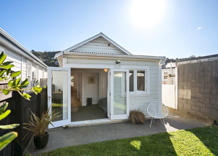  at 187 Onepu Road, Lyall Bay, Wellington, Wellington