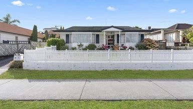  at 1/16 Rutland Road, Stanley Point, Auckland
