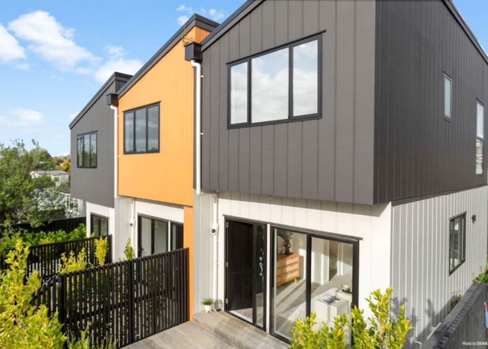  at 329D Rangatira Road, Beach Haven, North Shore City, Auckland