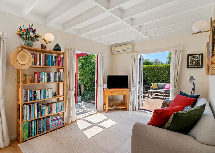  at 9B Eden View Road, Sandringham, Auckland City, Auckland