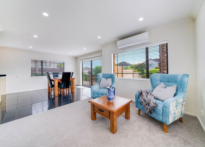  at 71 Baverstock Road, Flat Bush, Auckland
