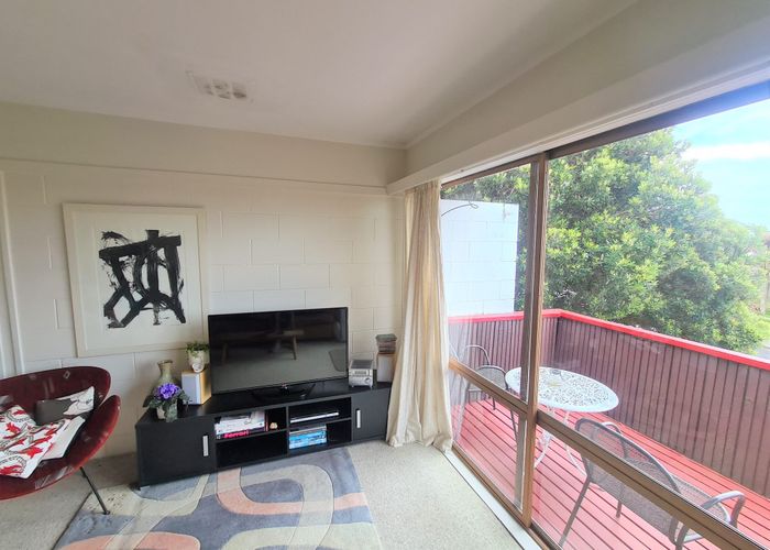  at 1B Bishopgate Street, Birkdale, North Shore City, Auckland