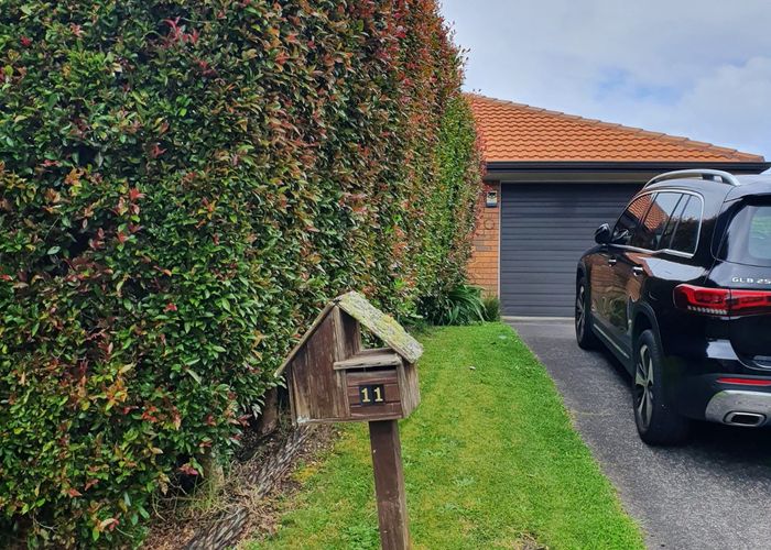 at 11 Earnslaw Crescent, Flat Bush, Manukau City, Auckland