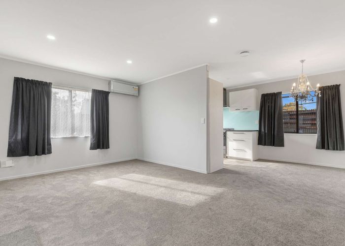  at 2/17 Mcdougall Street, Manurewa East, Manukau City, Auckland