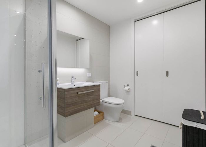  at 209/8 Waikumete Road, Glen Eden, Waitakere City, Auckland