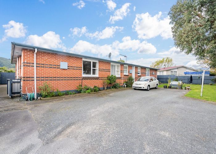  at 2/113 Clouston Park Road, Clouston Park, Upper Hutt, Wellington
