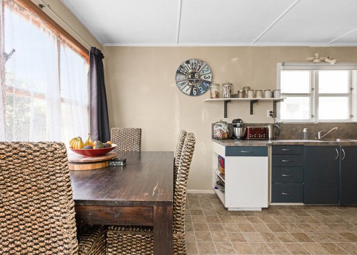  at 806 Huia Street, Camberley, Hastings