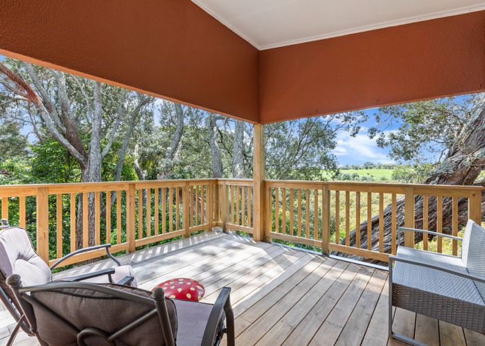  at 31 Seacombe Road, Point Chevalier, Auckland