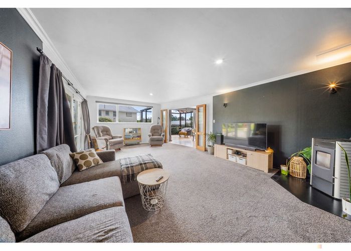  at 53 Mountain View Road, Glenwood, Timaru, Canterbury