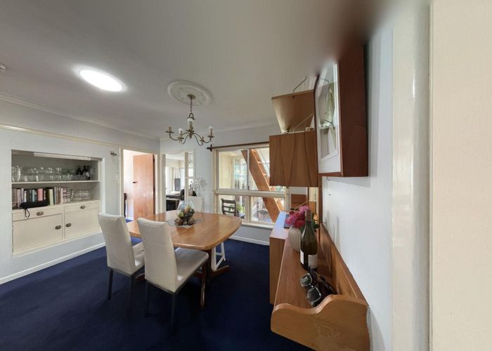 For rent 22 Pukerua Beach Road, Pukerua Bay, Porirua, Wellington homes.co.nz