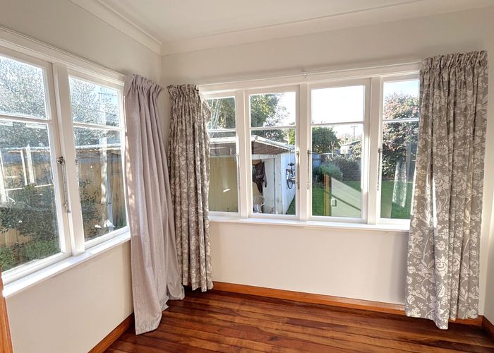  at 49 Sheffield Street, Awapuni, Palmerston North, Manawatu / Whanganui