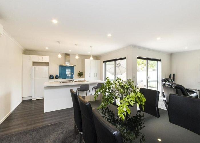  at 6 Cardiff Street, Awapuni, Palmerston North, Manawatu / Whanganui