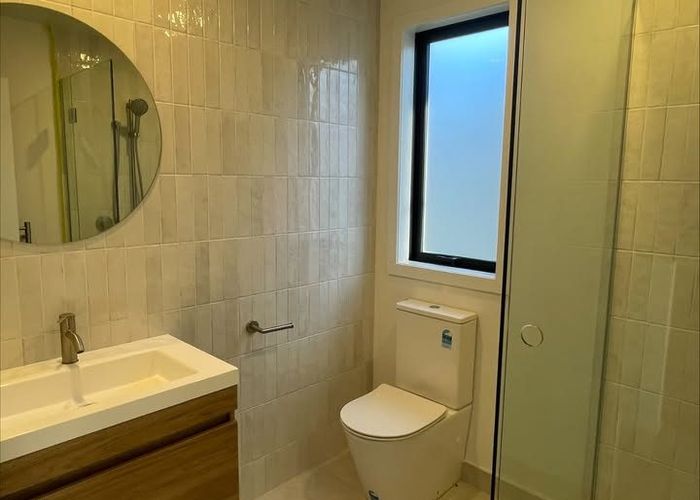  at 2/6 Wellington Street, Phillipstown, Christchurch City, Canterbury