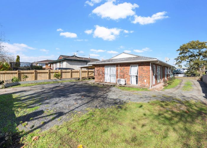  at 264 Buckland Road, Mangere East, Auckland