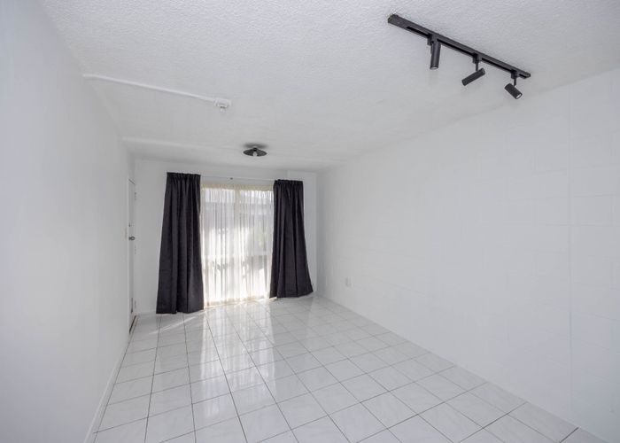  at 9/41 Cameron Road, Hamilton East, Hamilton, Waikato