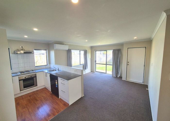  at 1/39 Rewarewa Road, Te Atatu Peninsula, Waitakere City, Auckland