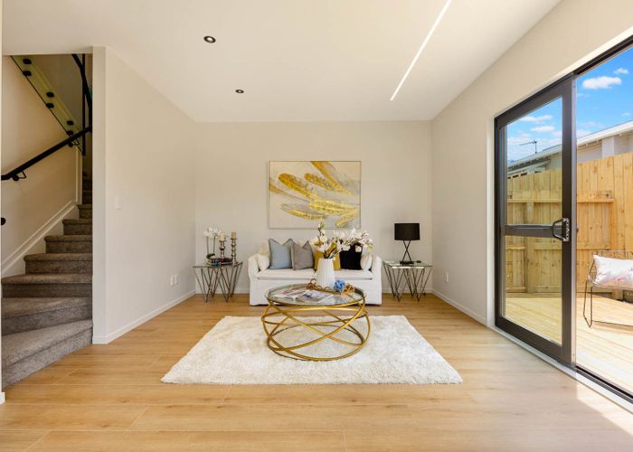  at 4/16 Grande Vue Road, Papatoetoe, Manukau City, Auckland