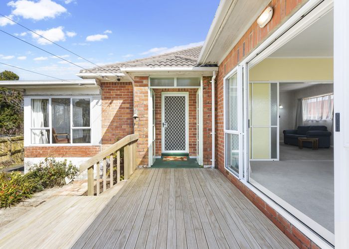  at 13 Fearon Avenue, Mount Roskill, Auckland