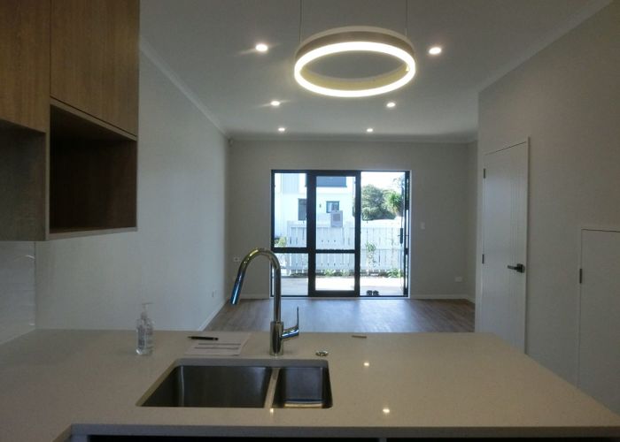  at 8/66 Swanson Road, Henderson, Auckland