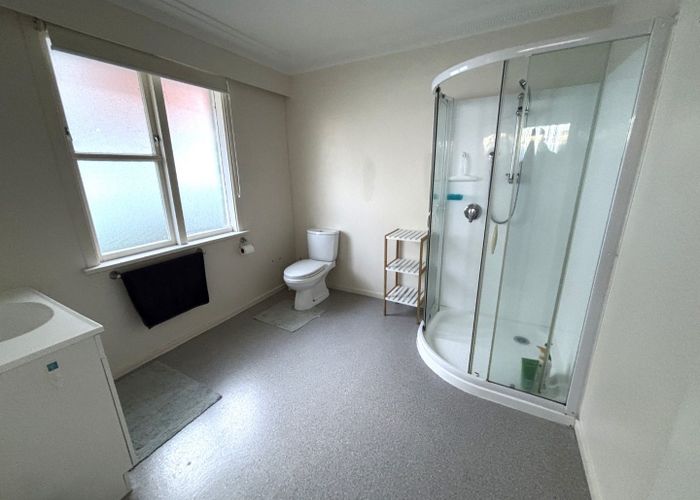  at 20 Preston Crescent, Belleknowes, Dunedin, Otago