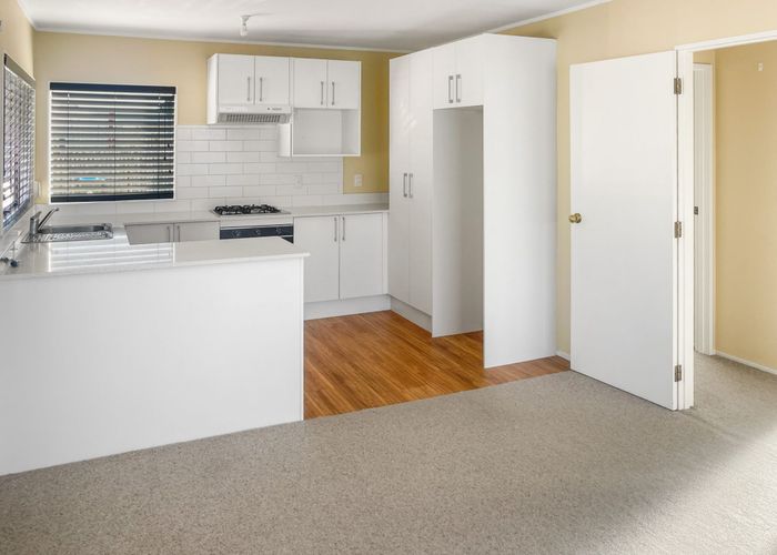 at 2/65 Panorama Road, Mount Wellington, Auckland City, Auckland