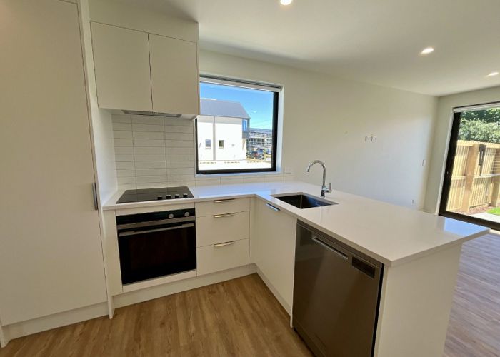  at 9/18 Feilding Street, Addington, Christchurch City, Canterbury