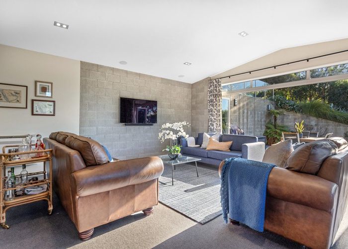  at 20 Alderson Avenue, Hillsborough, Christchurch City, Canterbury