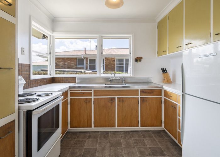  at 19 Henare Street, West End, Palmerston North, Manawatu / Whanganui