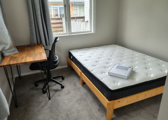  at 21 Helena Road, Hillcrest, Hamilton, Waikato