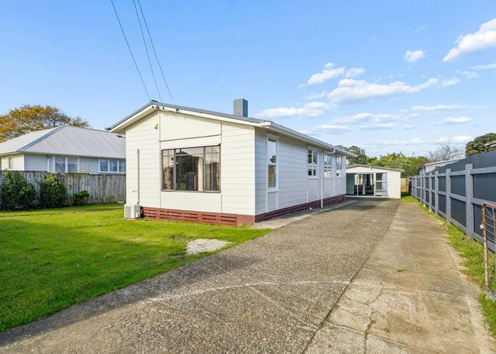  at 33 Pearl Baker Drive, Otara, Manukau City, Auckland