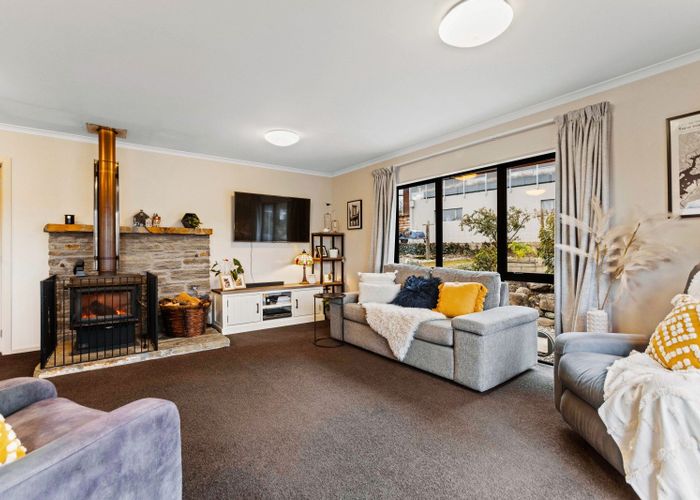  at 13 Missy Crescent, Mount Pisa