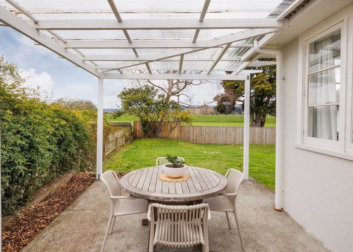  at 37 Waterloo Crescent, Hokowhitu, Palmerston North, Manawatu / Whanganui